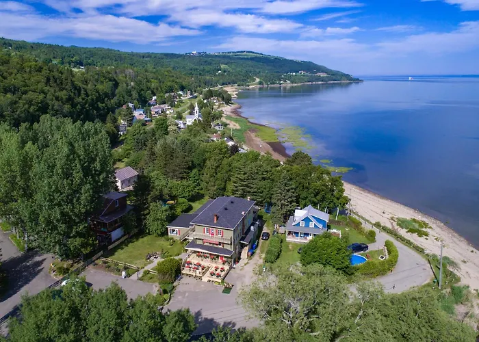 Auberge de la rive de Charlevoix - Auberge de jeunesse familiale pour voyageurs de tous âges
