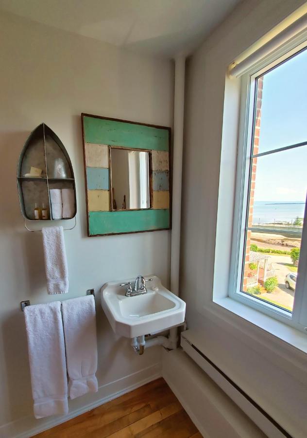 Mini-hôtel De La Rive De Charlevoix - Familiale Pour Voyageurs De Tous âges Saint-Joseph-de-la-Rive