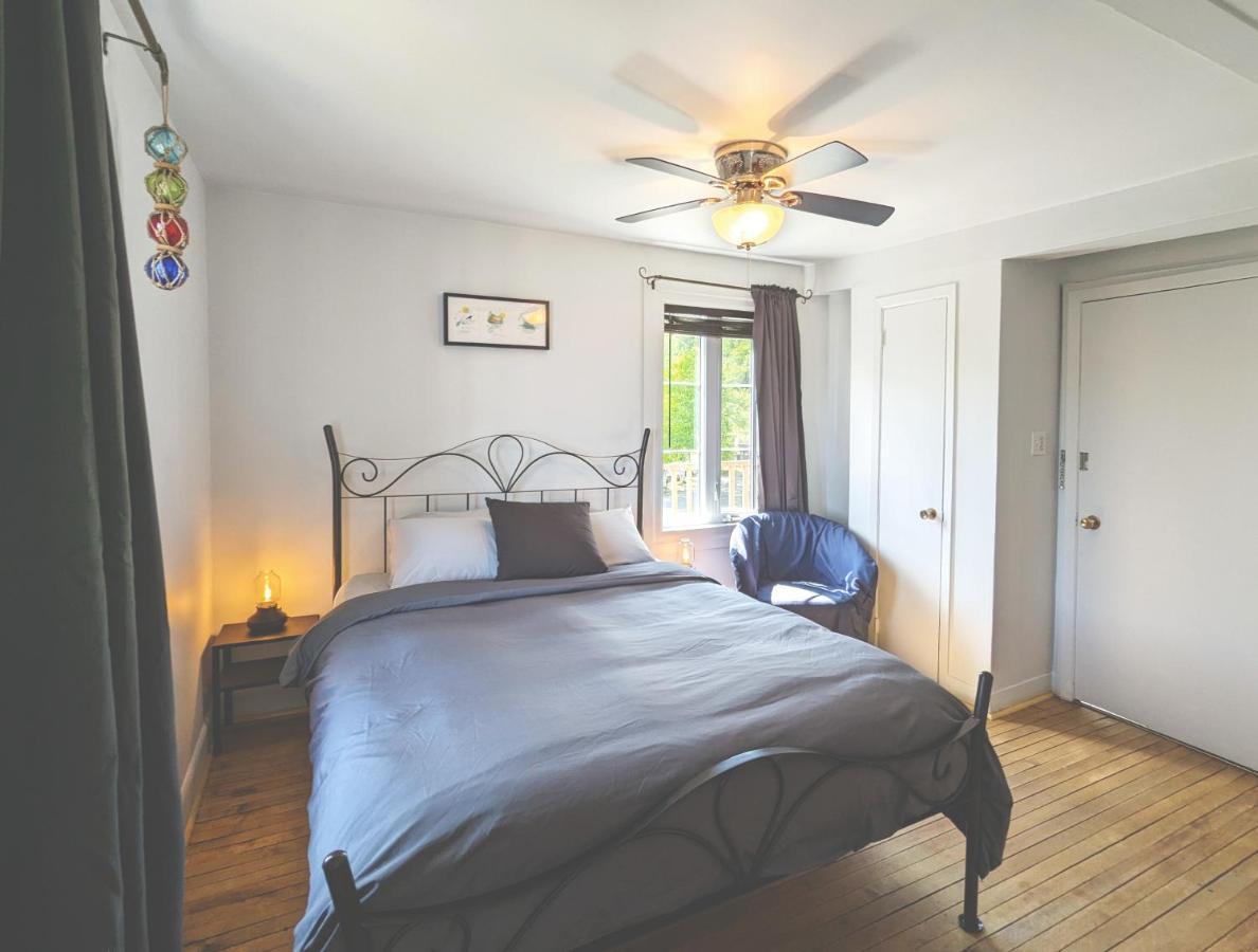 De La Rive De Charlevoix - Familiale Pour Voyageurs De Tous âges Mini-hôtel 2*