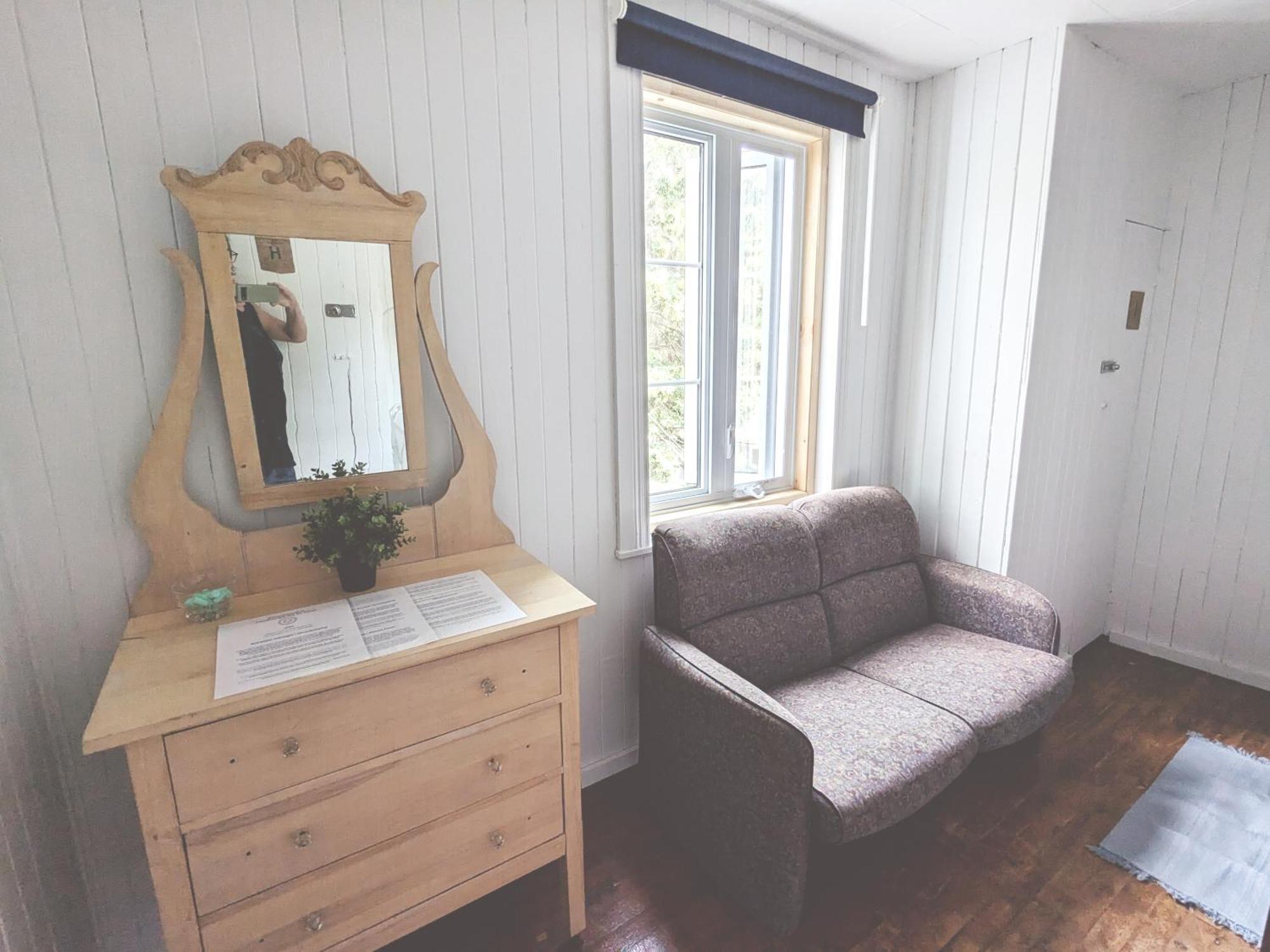 De La Rive De Charlevoix - Familiale Pour Voyageurs De Tous âges Mini-hôtel