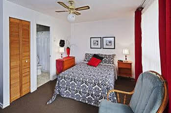De La Rive De Charlevoix - Familiale Pour Voyageurs De Tous âges Mini-hôtel